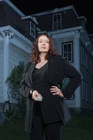 Fiona Broome standing in front of a house