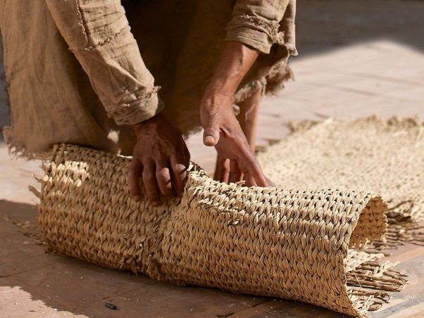 What's the meaning of John 5:4?